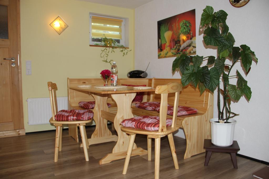 Apartment Am Bieleboh Beiersdorf ภายนอก รูปภาพ