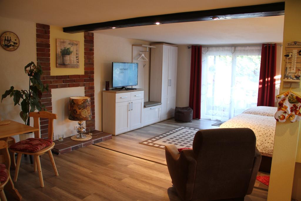 Apartment Am Bieleboh Beiersdorf ภายนอก รูปภาพ